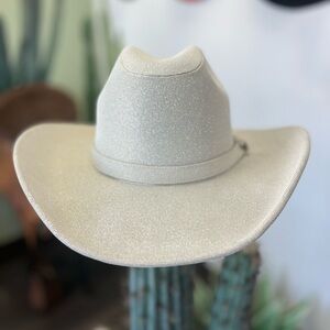 Elegant SPARKLE white cowboy hat